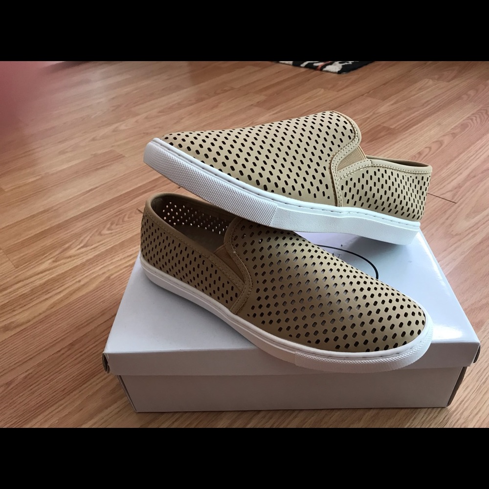 Steve Madden Elouise Fashion Sneaker